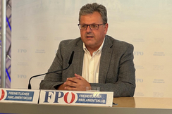 FPÖ-Technologiesprecher Gerhard Deimek.