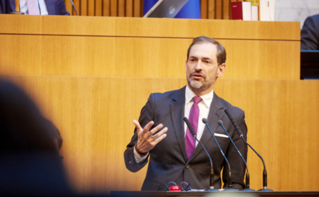 FPÖ-Parlamentarier Christian Ragger im Hohen Haus.